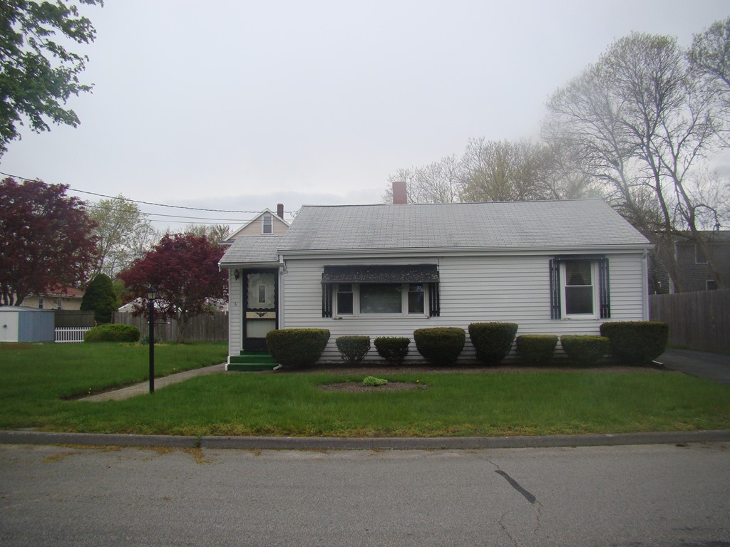6 Rochambeau Street Fairhaven, MA 02719 - Photo 1 of 7 Gallery Image 1