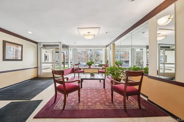 $300,000 | 98 Dehaven Drive, Unit 4C, Yonkers, NY 10703