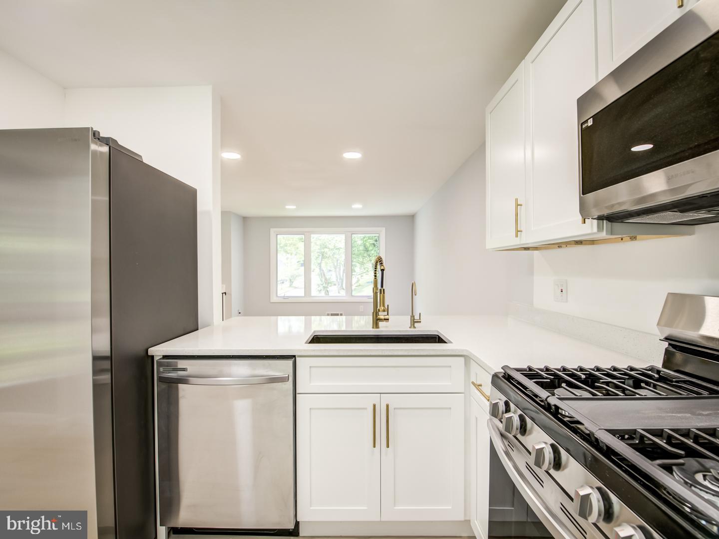 9214 Rolling View Drive Lanham, MD 20706 - Photo 22 of 58