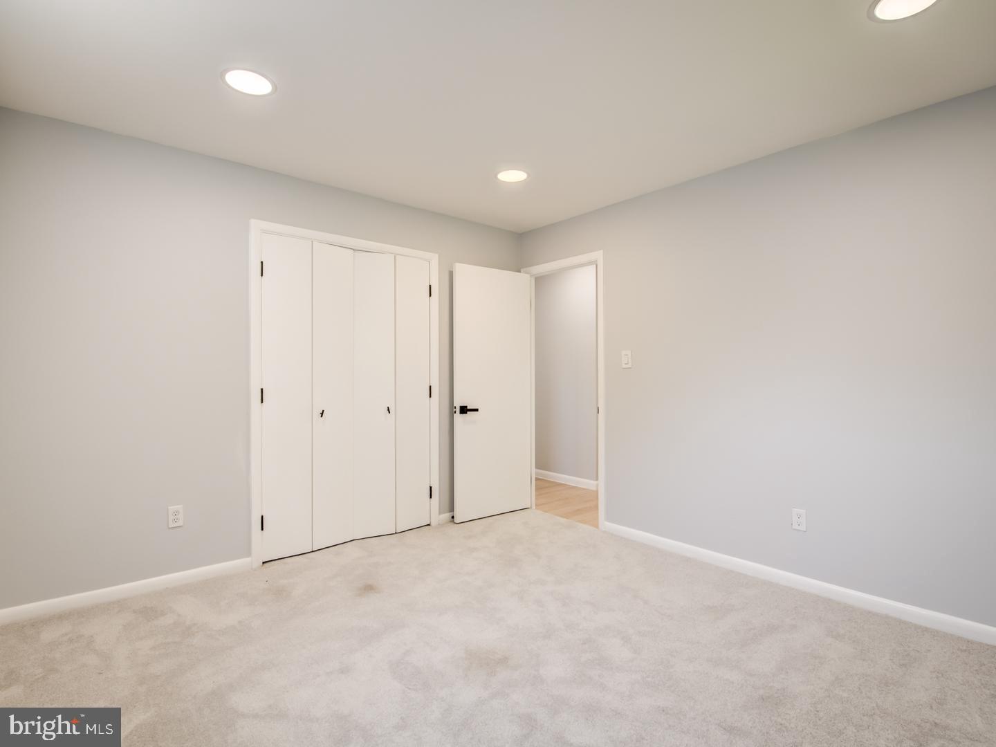 9214 Rolling View Drive Lanham, MD 20706 - Photo 35 of 58