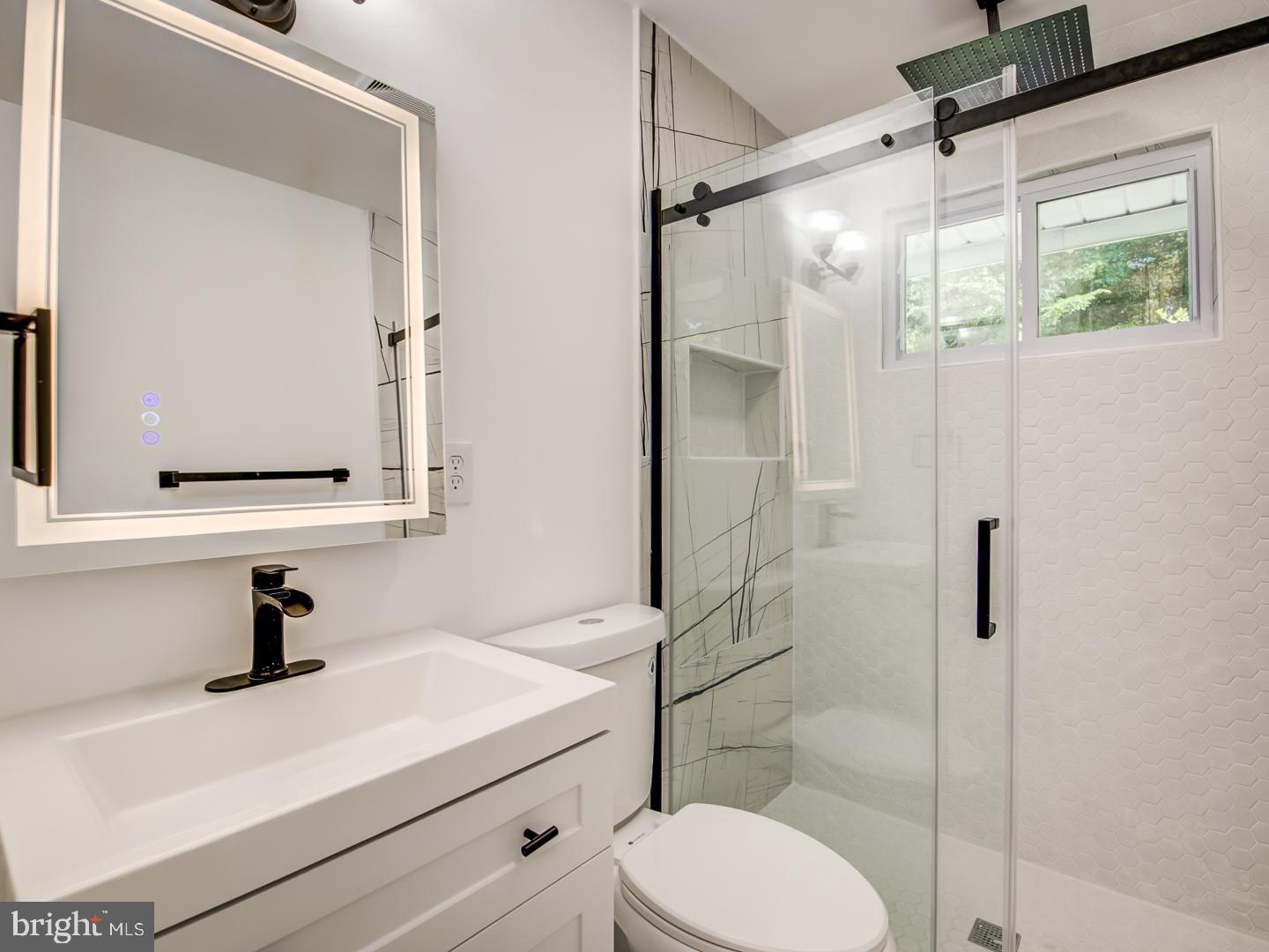 9214 Rolling View Drive Lanham, MD 20706 - Photo 37 of 58