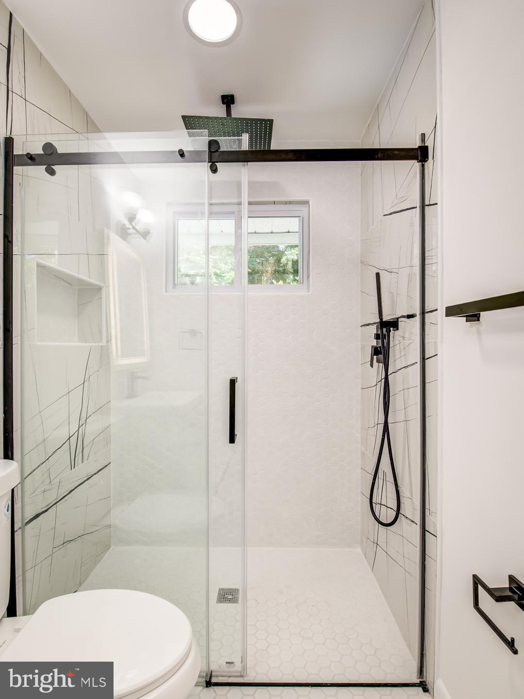 9214 Rolling View Drive Lanham, MD 20706 - Photo 39 of 58