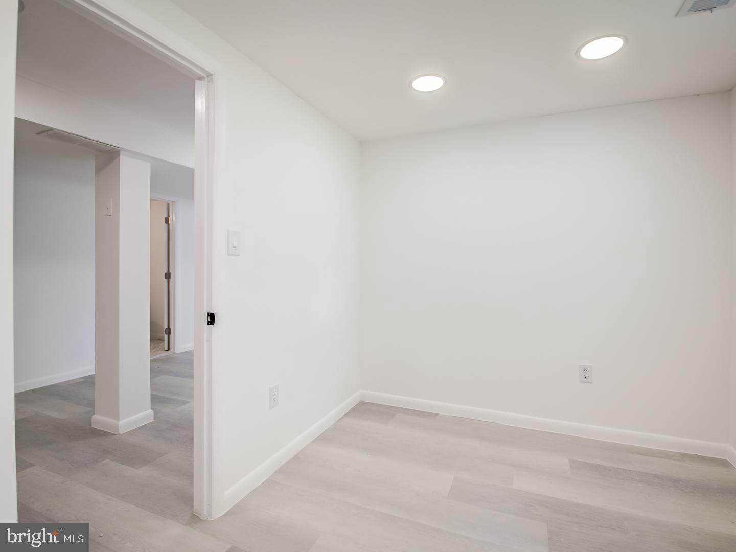 9214 Rolling View Drive Lanham, MD 20706 - Photo 47 of 58