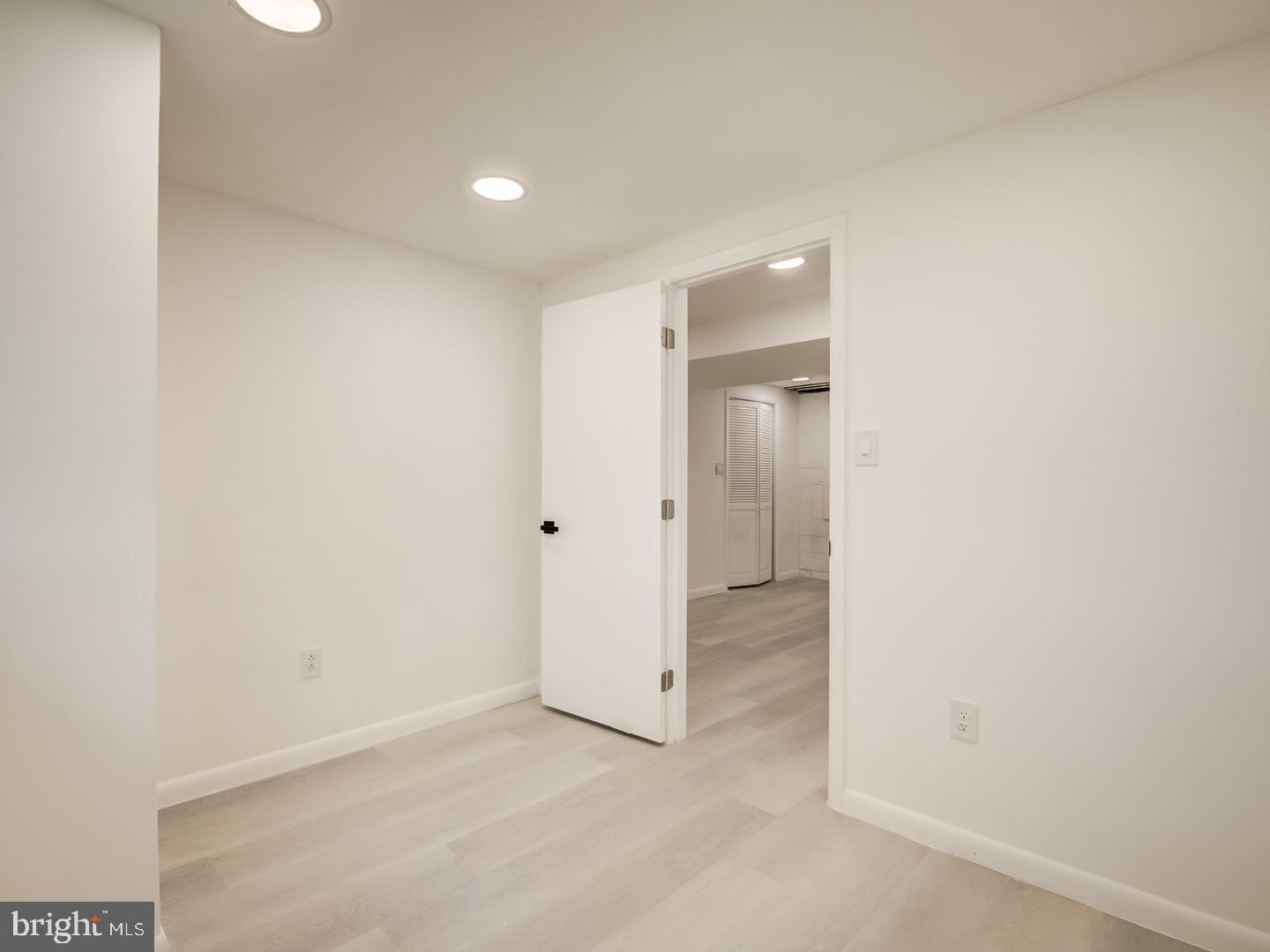 9214 Rolling View Drive Lanham, MD 20706 - Photo 49 of 58