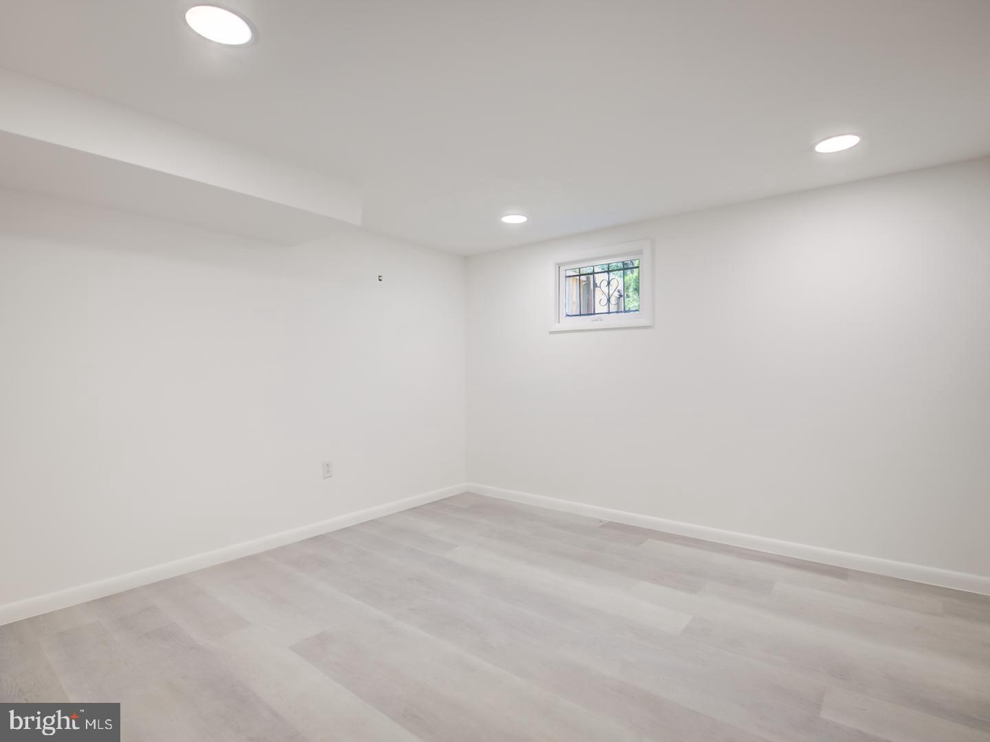 9214 Rolling View Drive Lanham, MD 20706 - Photo 52 of 58