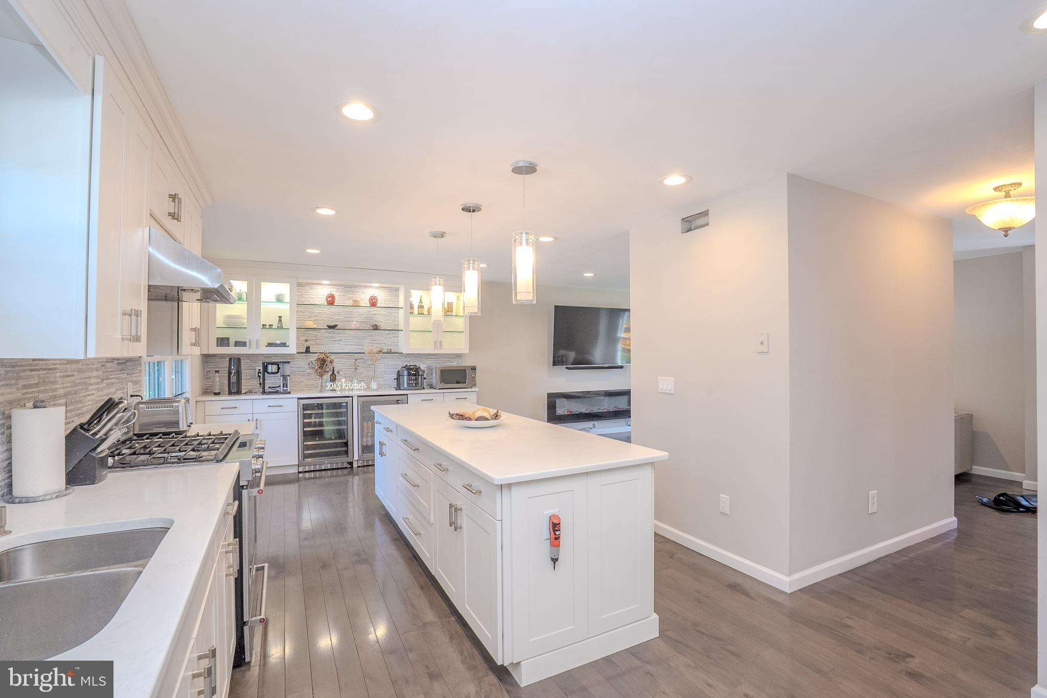 6 Ruedeman Drive Plainsboro, NJ 08536 - Photo 11 of 52