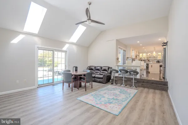 $989,900 | 6 Ruedeman Drive, Plainsboro, NJ 08536