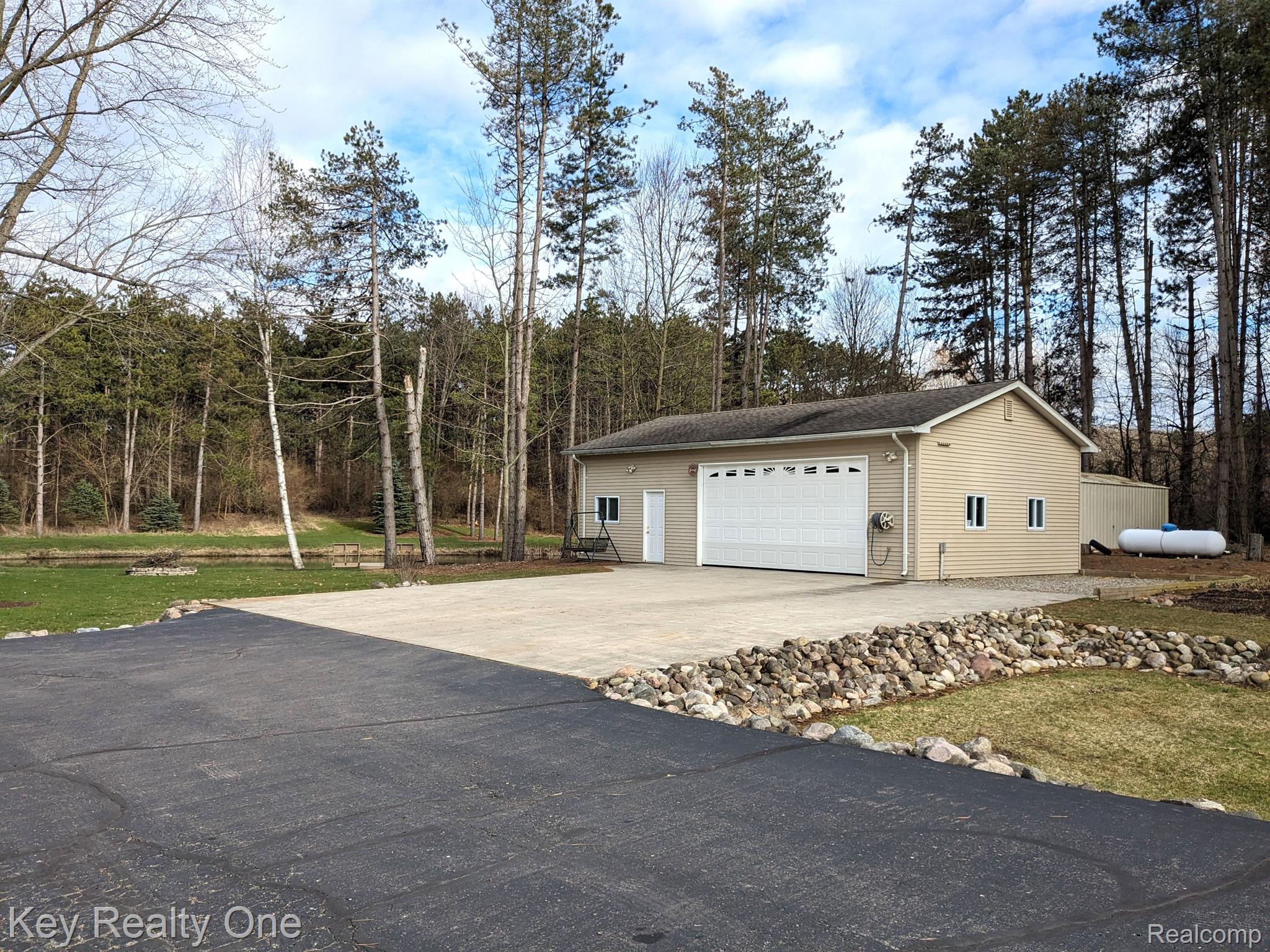 3574 Baldwin Road Metamora, MI 48455 - Photo 19 of 73 Detached 4 Car Garage