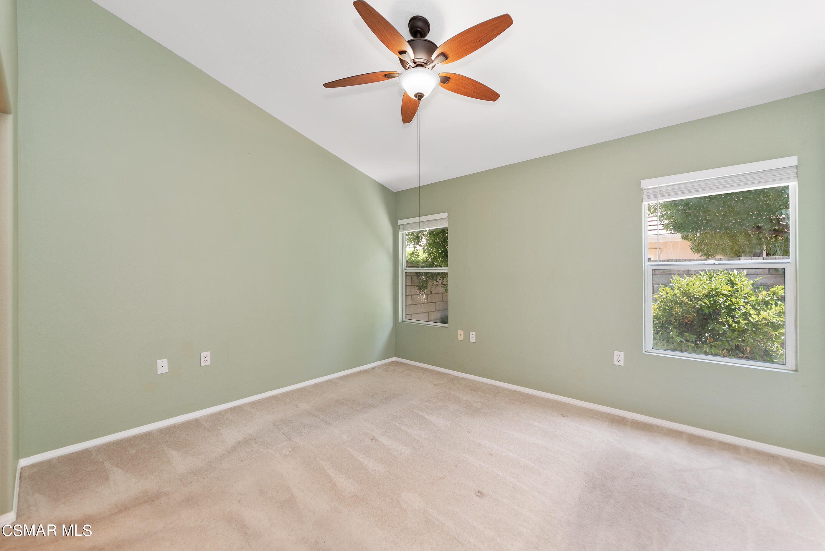 5658 Vinca Street Simi Valley, CA 93063 - Photo 21 of 44 Master Bedroom