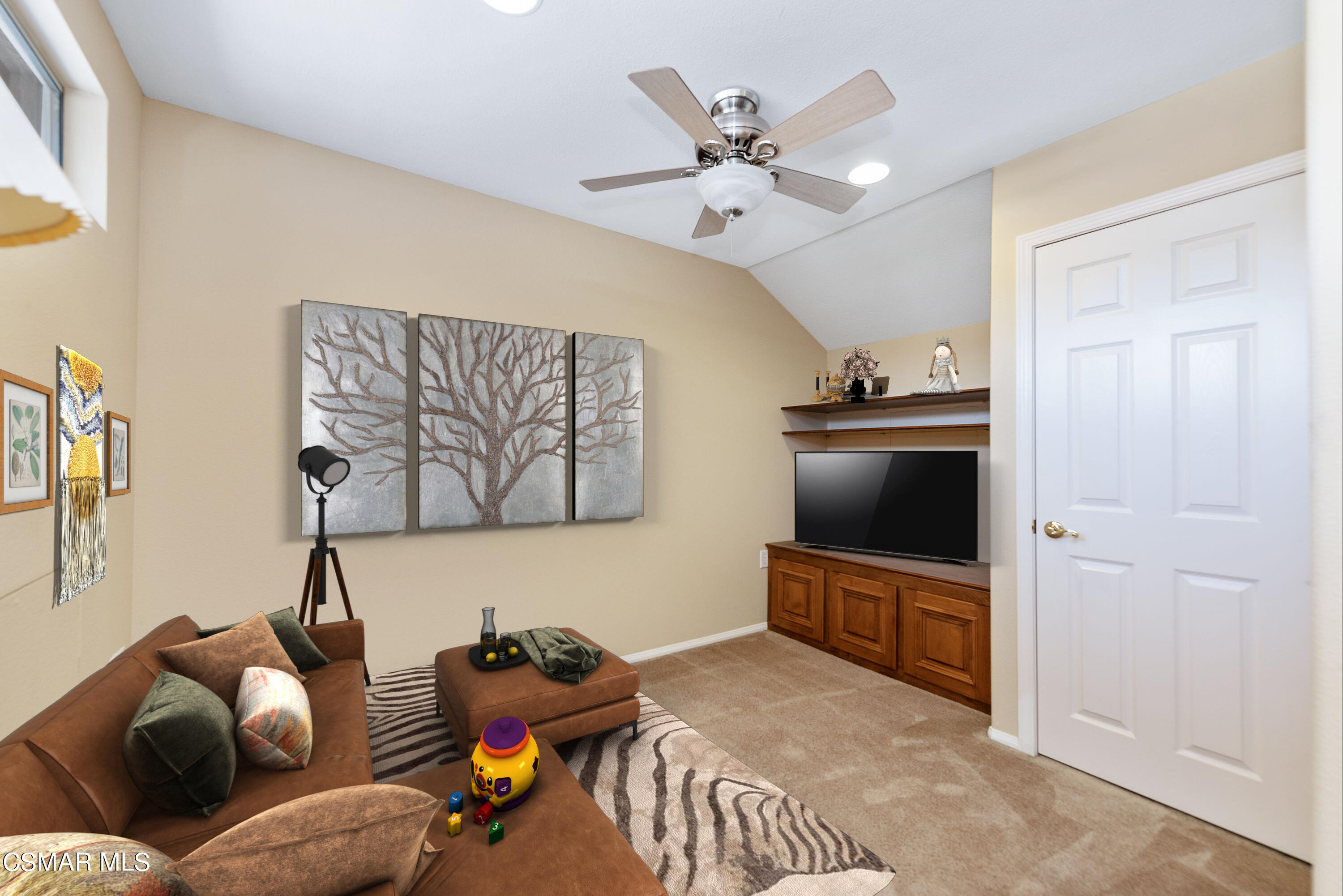 5658 Vinca Street Simi Valley, CA 93063 - Photo 28 of 44 Loft