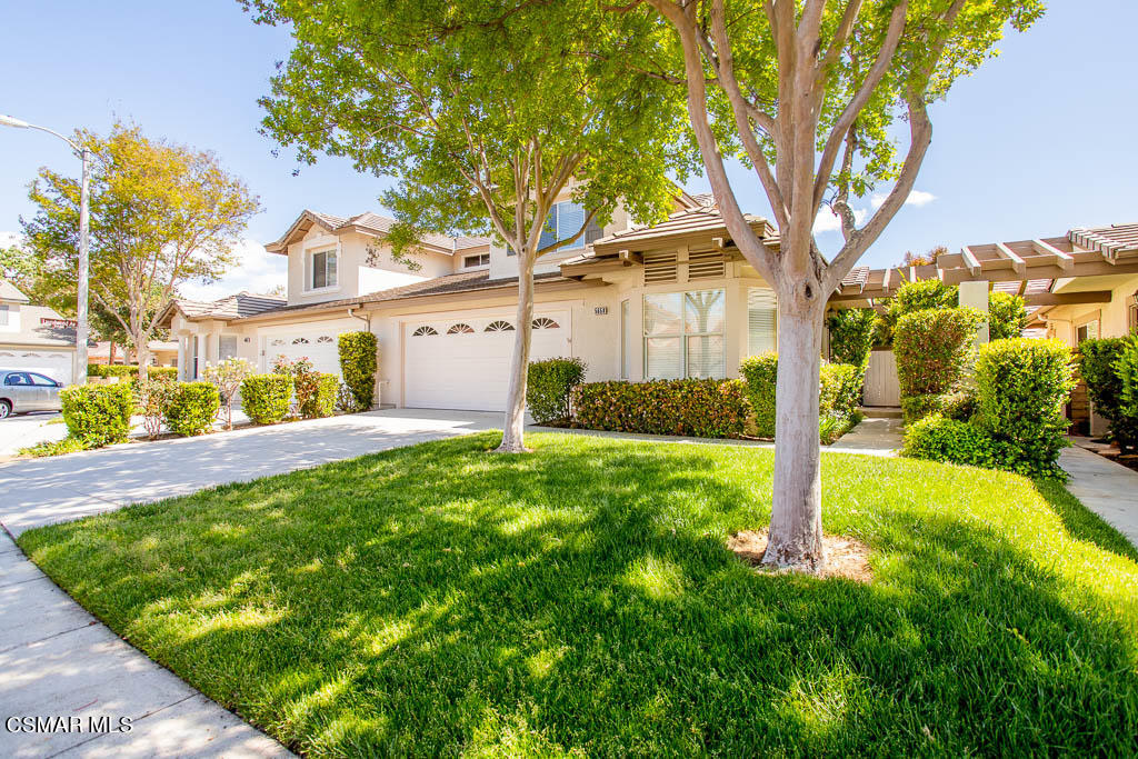 5658 Vinca Street Simi Valley, CA 93063 - Photo 37 of 44 Front View