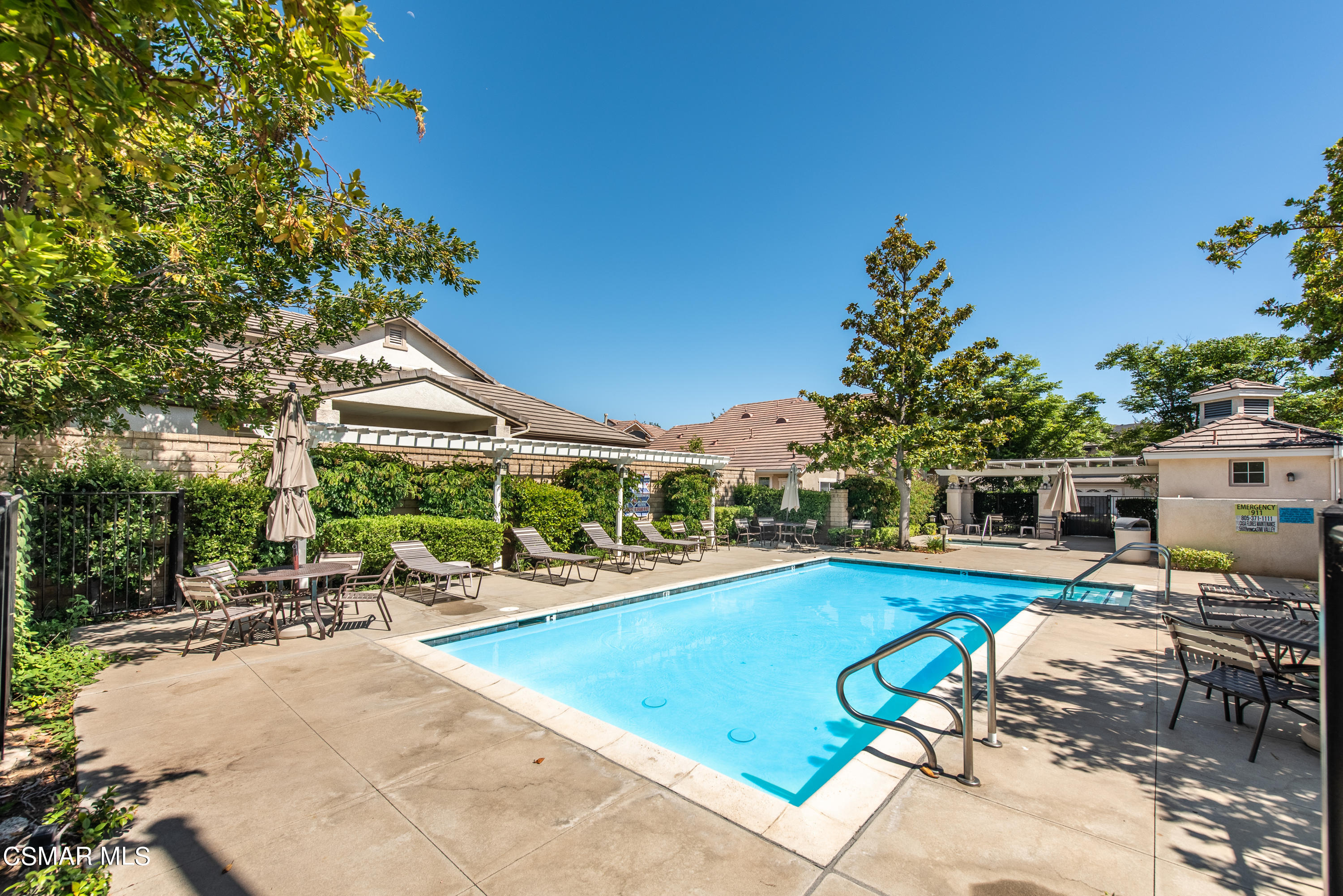 5658 Vinca Street Simi Valley, CA 93063 - Photo 41 of 44 Pool