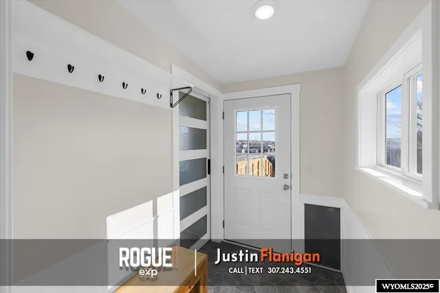 $189,000 | 5277 West Buick Street, Mills, WY 82604