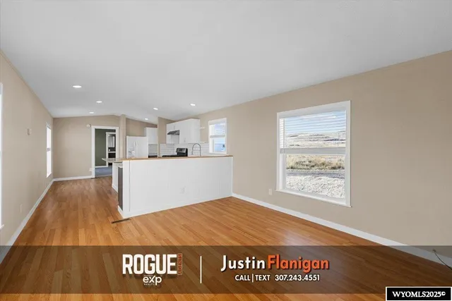 $189,000 | 5277 West Buick Street, Mills, WY 82604