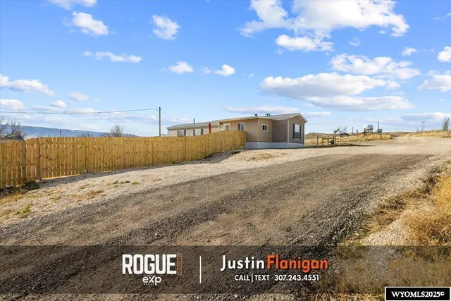 $189,000 | 5277 West Buick Street, Mills, WY 82604