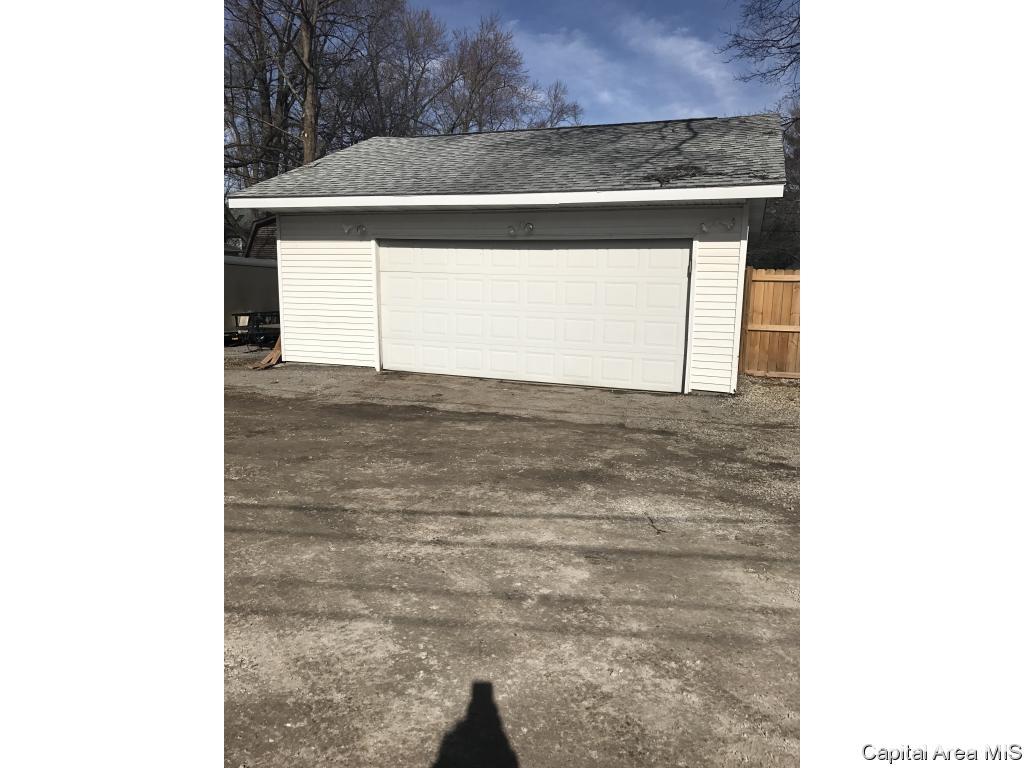 833 South Walnut Street Springfield, IL 62704 - Photo 33 of 36
