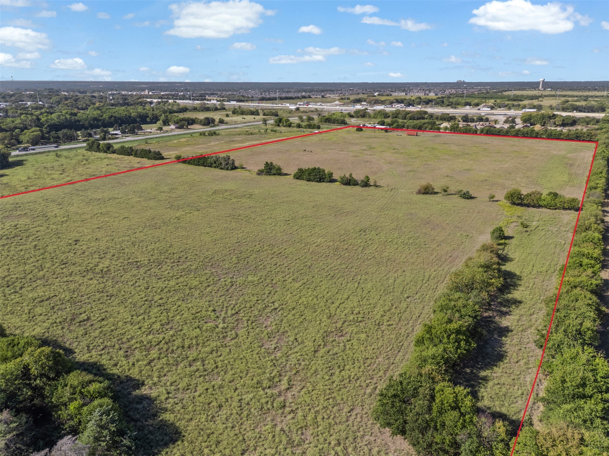 3250 Loop 9 Lancaster, TX 75146 - Photo 16 of 19 a view of an ocean and city