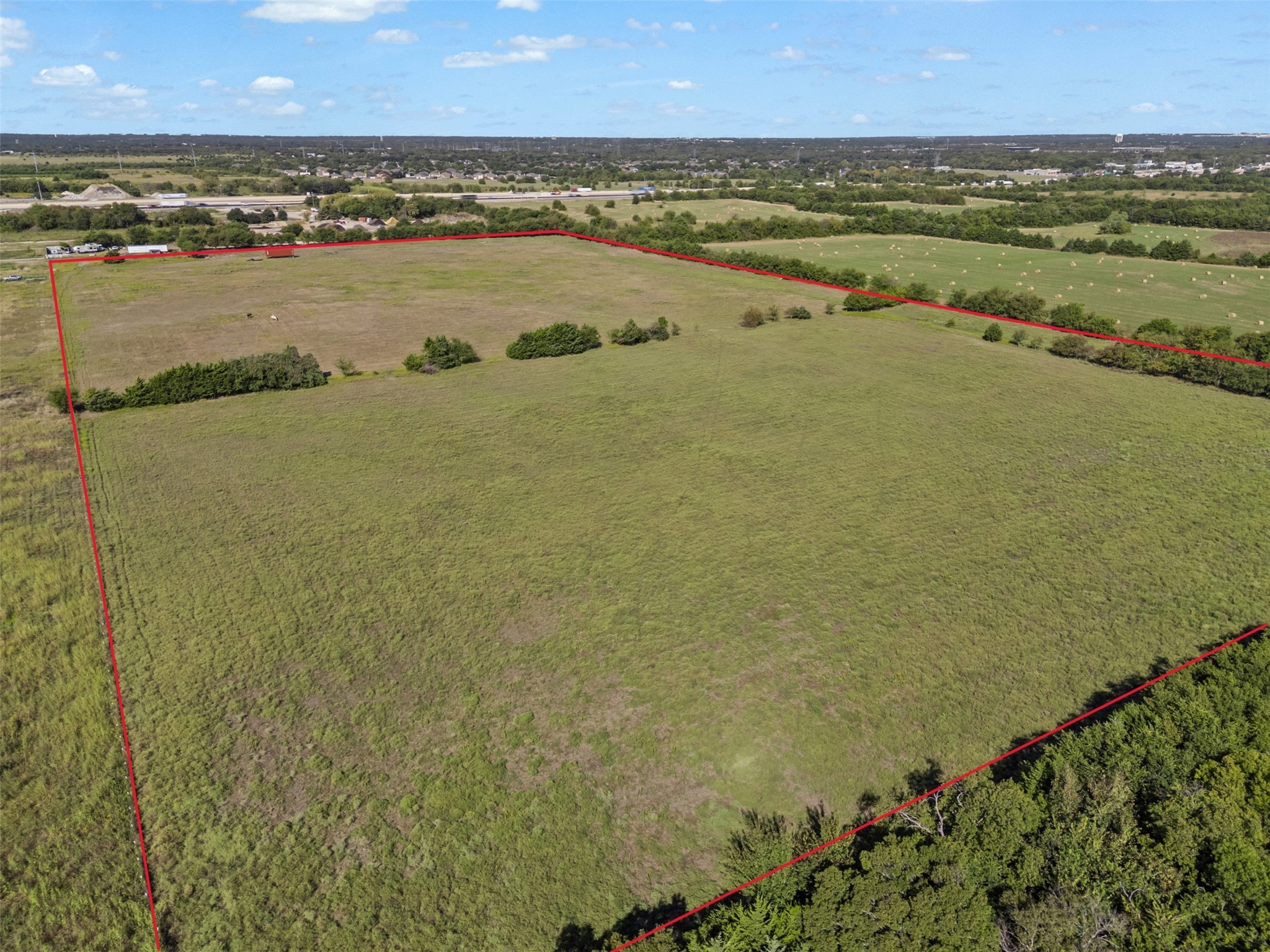 3250 Loop 9 Lancaster, TX 75146 - Photo 18 of 19 a view of an ocean and city