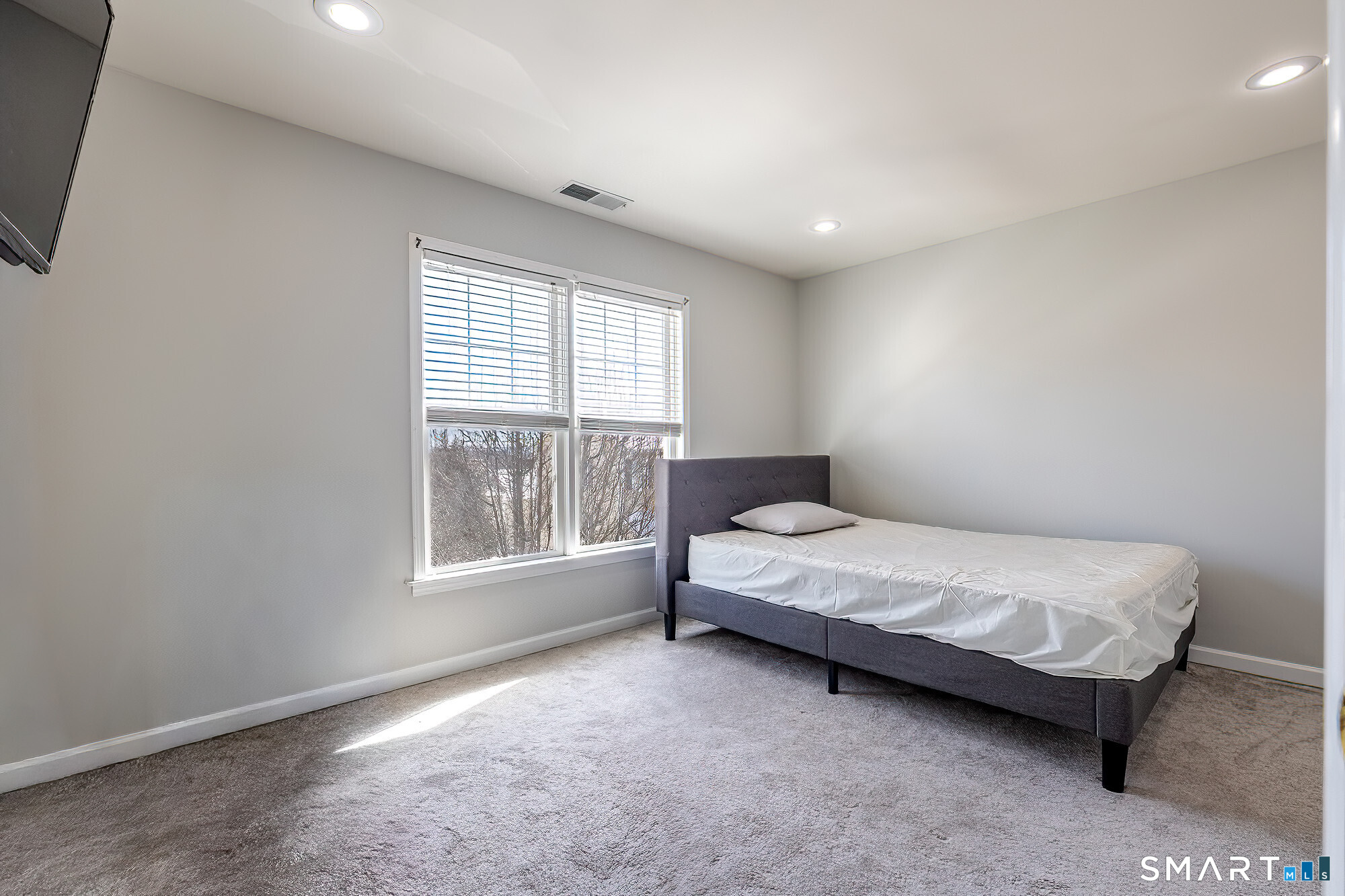 15 Scuppo Road, Unit 1504 Danbury, CT 06811 - Photo 17 of 24