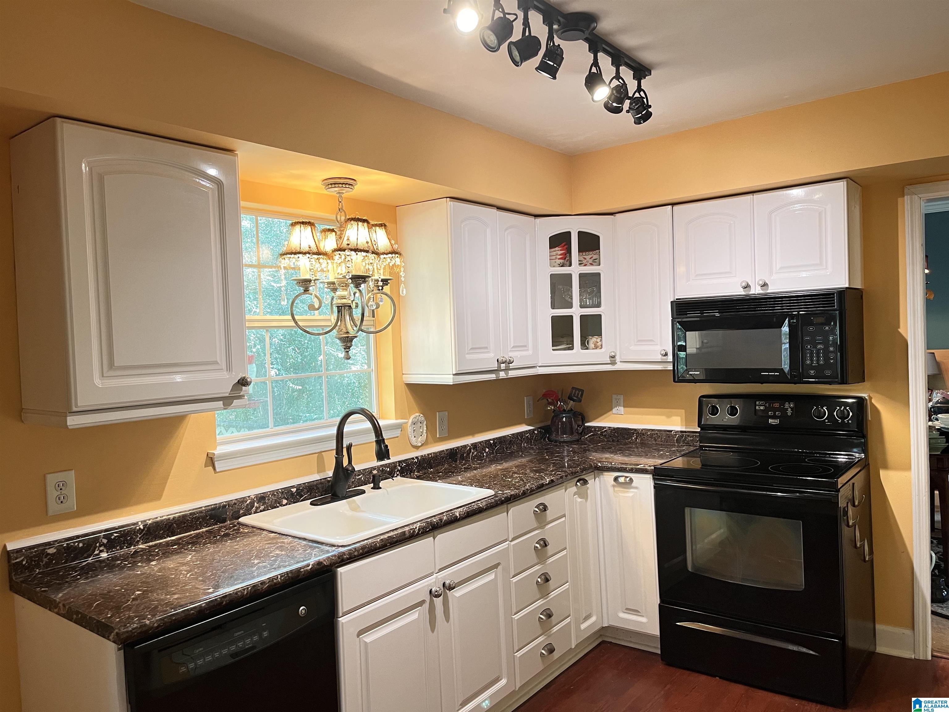 505 Elm Street Helena, AL 35080 - Photo 8 of 19