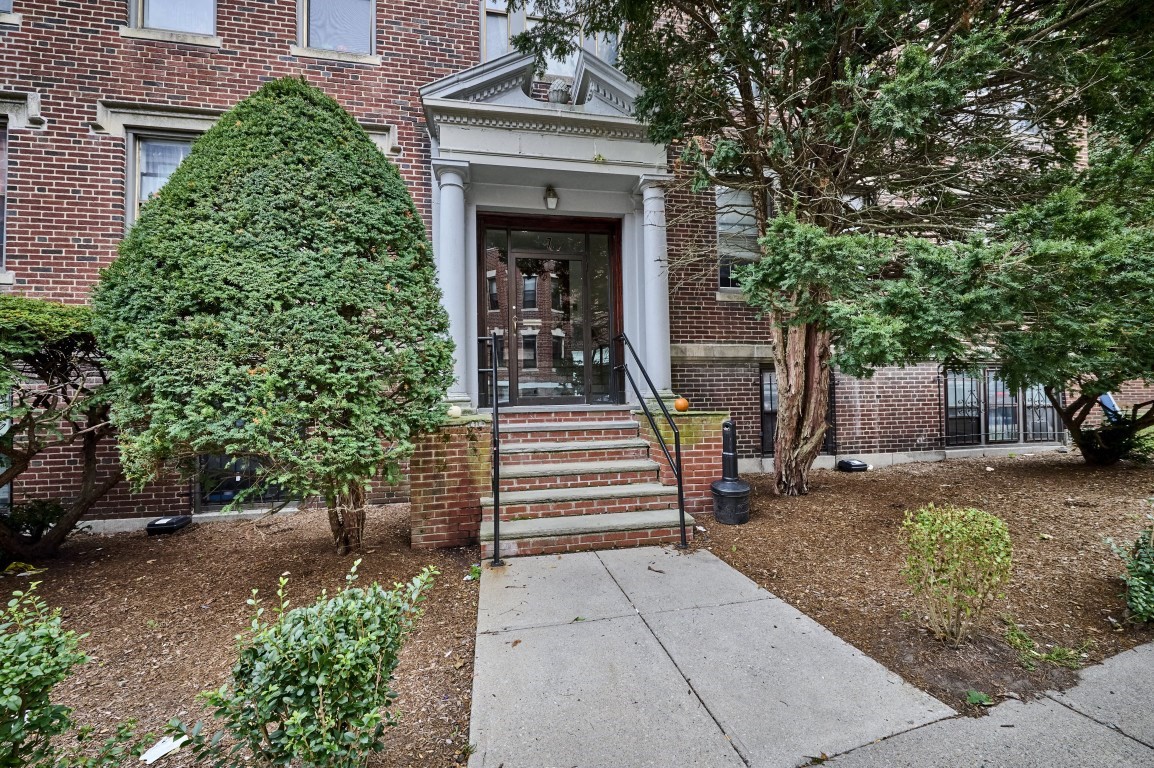 7 Lothian Road, Unit B Boston, MA 02135 - Photo 2 of 21 Gallery Image 2