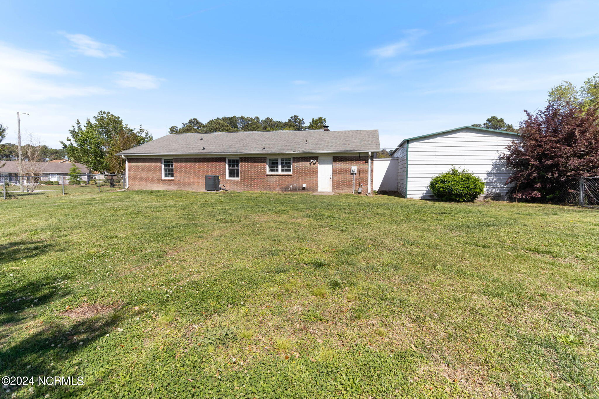 531 Wisteria Road Jacksonville, NC 28546 - Photo 25 of 28 25-web-or-mls-IMG_8216RE