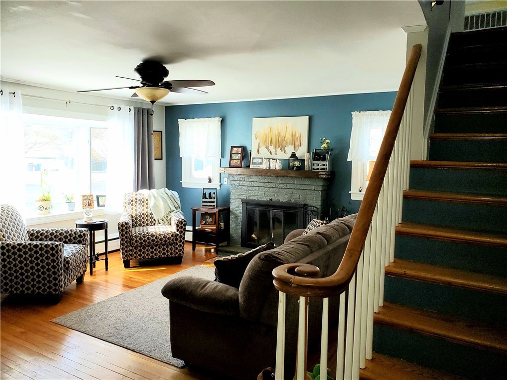 1909 Mendon Road Cumberland, RI 02864 - Photo 5 of 26