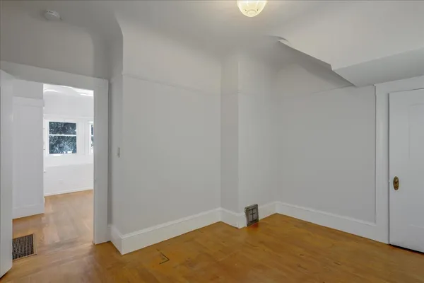 $3,050 | 422 Vernon Street, Oakland, CA 94610