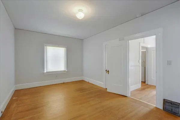 $3,050 | 422 Vernon Street, Oakland, CA 94610