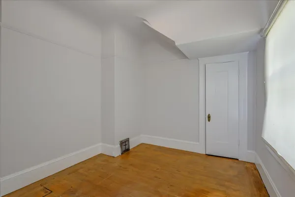 $3,050 | 422 Vernon Street, Oakland, CA 94610