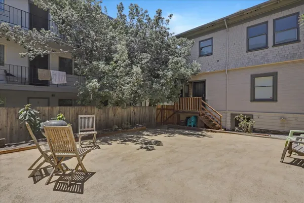 $3,050 | 422 Vernon Street, Oakland, CA 94610