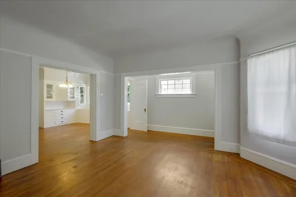 $3,050 | 422 Vernon Street, Oakland, CA 94610