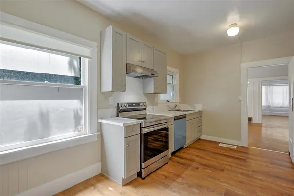 $3,050 | 422 Vernon Street, Oakland, CA 94610