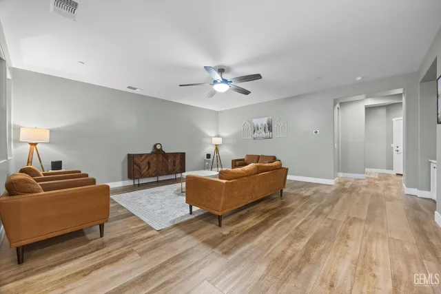 $779,000 | Undisclosed Address, Bakersfield, CA 93311