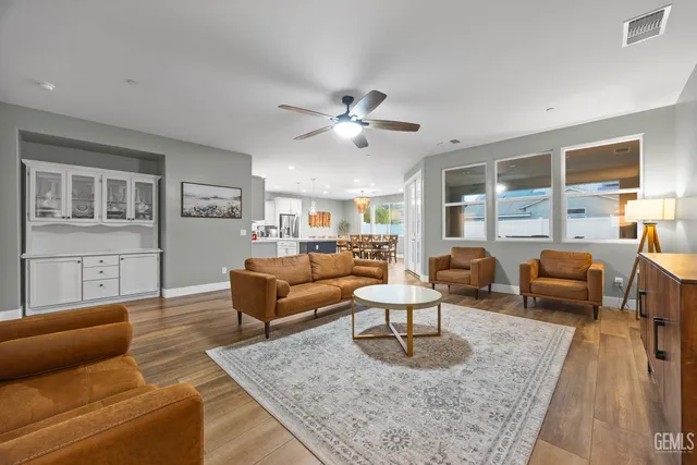 $779,000 | Undisclosed Address, Bakersfield, CA 93311