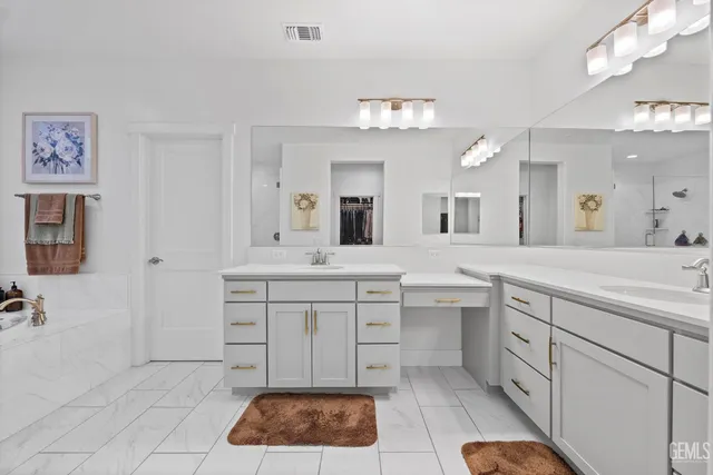 $779,000 | Undisclosed Address, Bakersfield, CA 93311