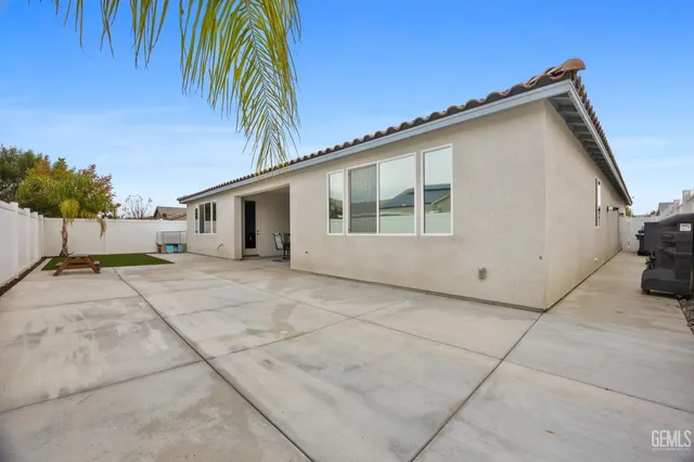 $779,000 | Undisclosed Address, Bakersfield, CA 93311