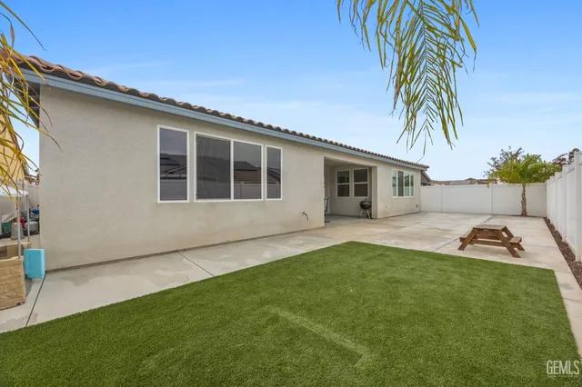 $779,000 | Undisclosed Address, Bakersfield, CA 93311