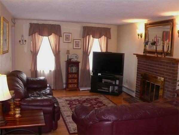 15 Pheasant Run Road Medway, MA 02053 - Photo 8 of 18 Gallery Image 8