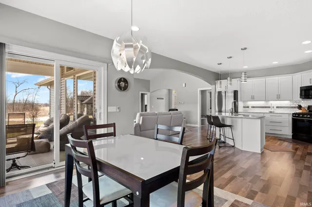 $500,000 | 11819 Distant Hills, Spencerville, IN 46788