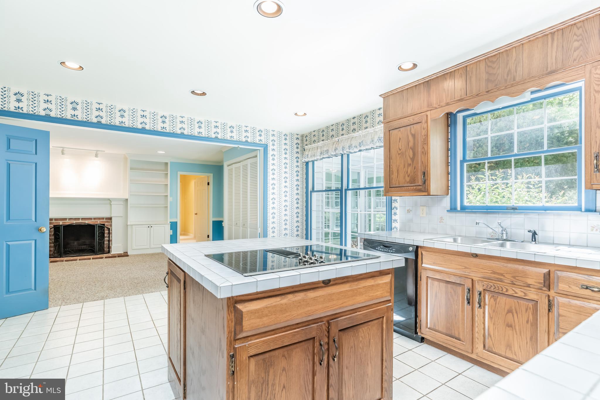 1309 Kuhn Road Boiling Springs, PA 17007 - Photo 14 of 38 Gallery Image 14