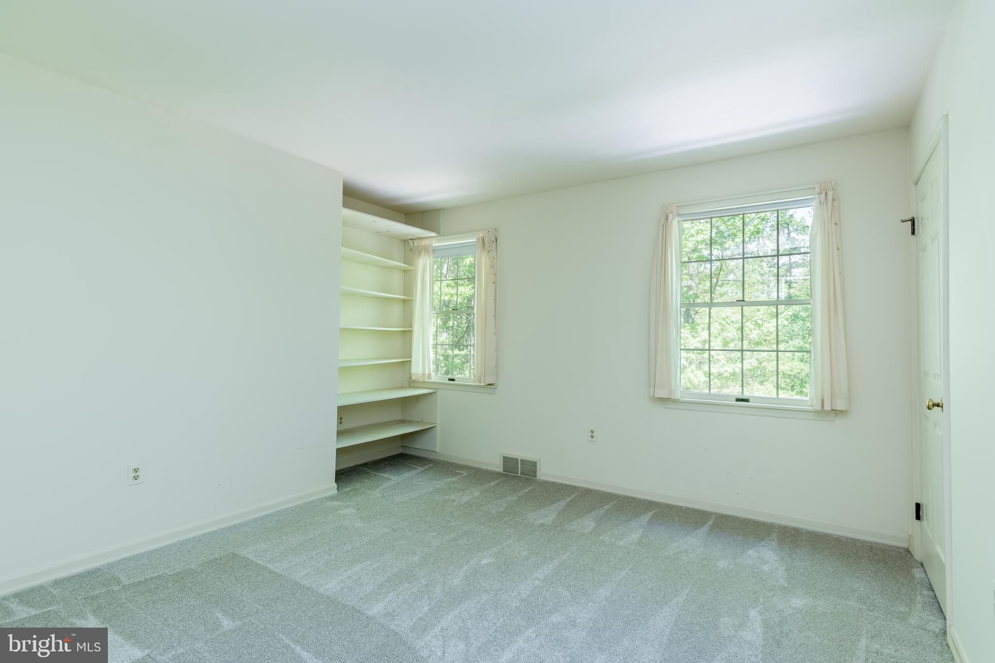 1309 Kuhn Road Boiling Springs, PA 17007 - Photo 28 of 38 Gallery Image 28
