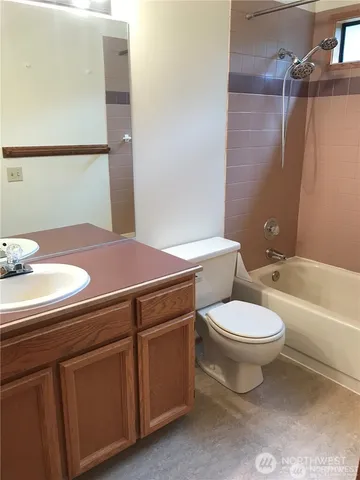 $3,750 | 14918 Southeast 64th Street, Bellevue, WA 98006