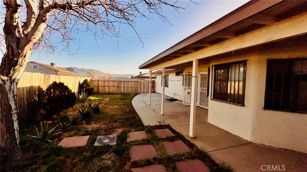 11911 Kiowa Road Apple Valley, CA 92308 - Photo 32 of 40 a view of a porch