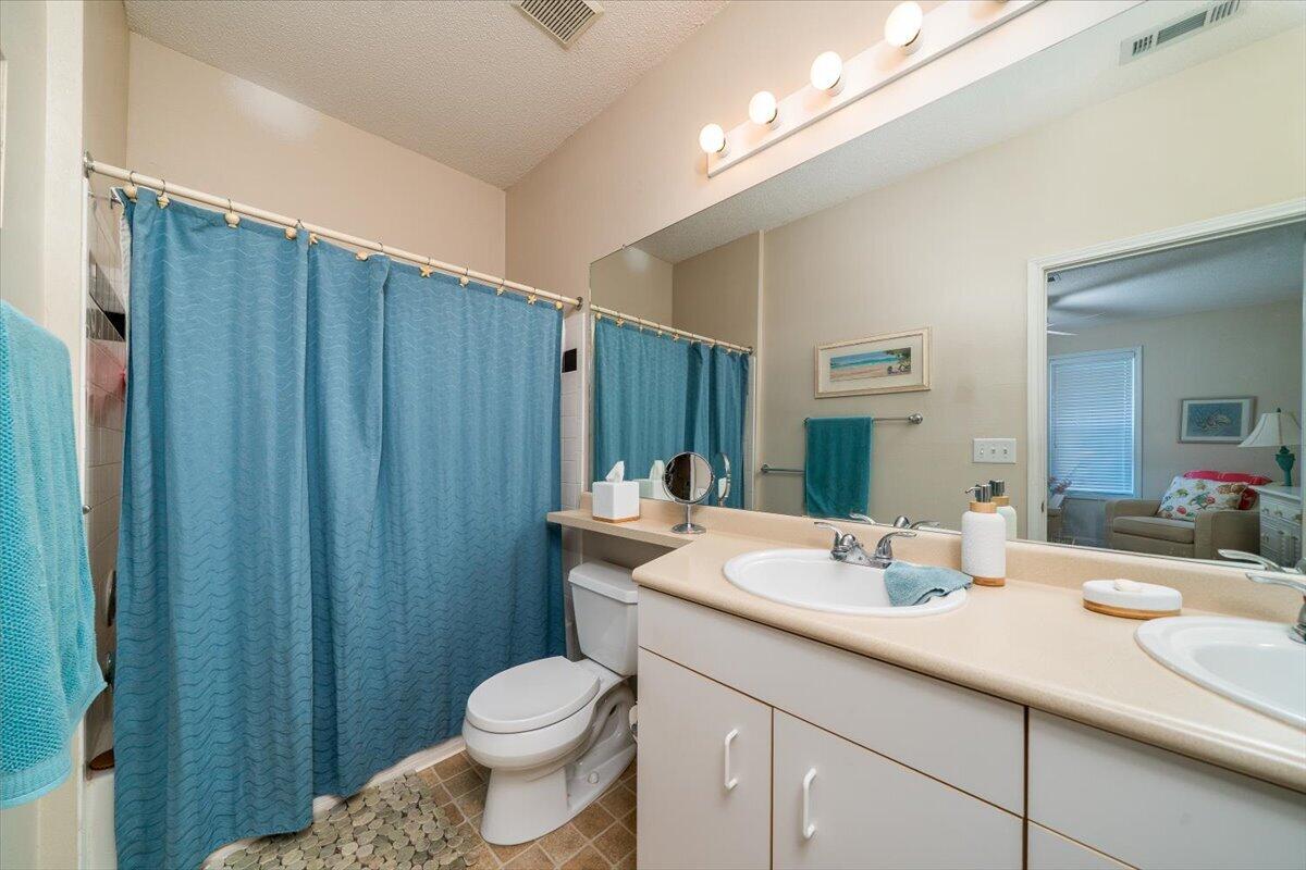 2216 Chatelain Way Mount Pleasant, SC 29464 - Photo 13 of 24 16-2216Chatelain-14