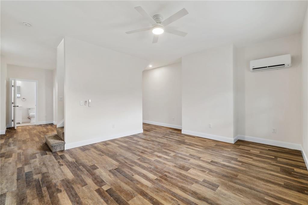 311 Elsdon Street Pittsburgh, PA 15214 - Photo 12 of 35 a view of empty room with wooden floor