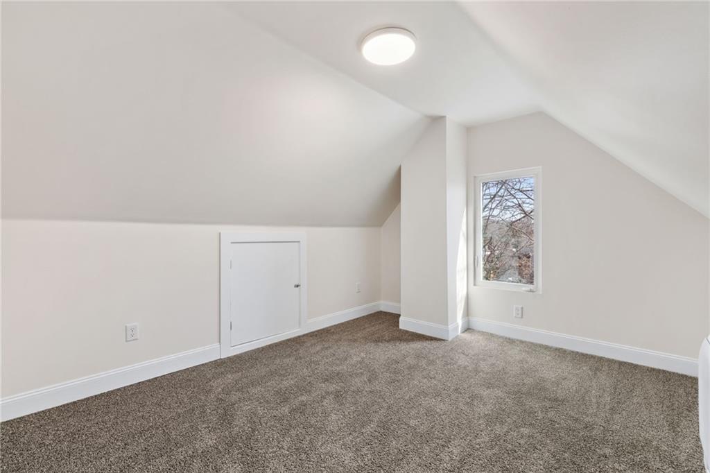 311 Elsdon Street Pittsburgh, PA 15214 - Photo 20 of 35 an empty room with windows