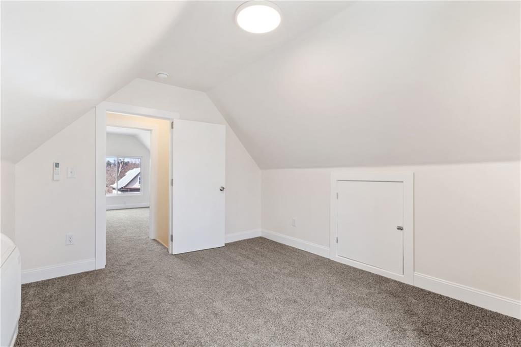 311 Elsdon Street Pittsburgh, PA 15214 - Photo 21 of 35 an empty room with an entryway