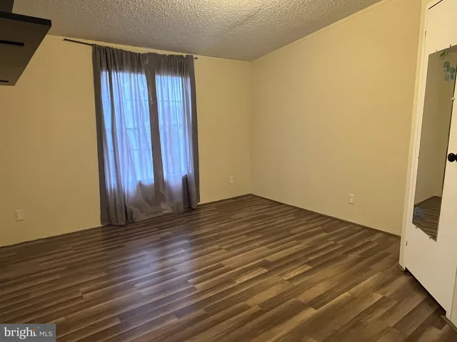 $150,000 | 880 Royal Crest Drive, Martinsburg, WV 25401