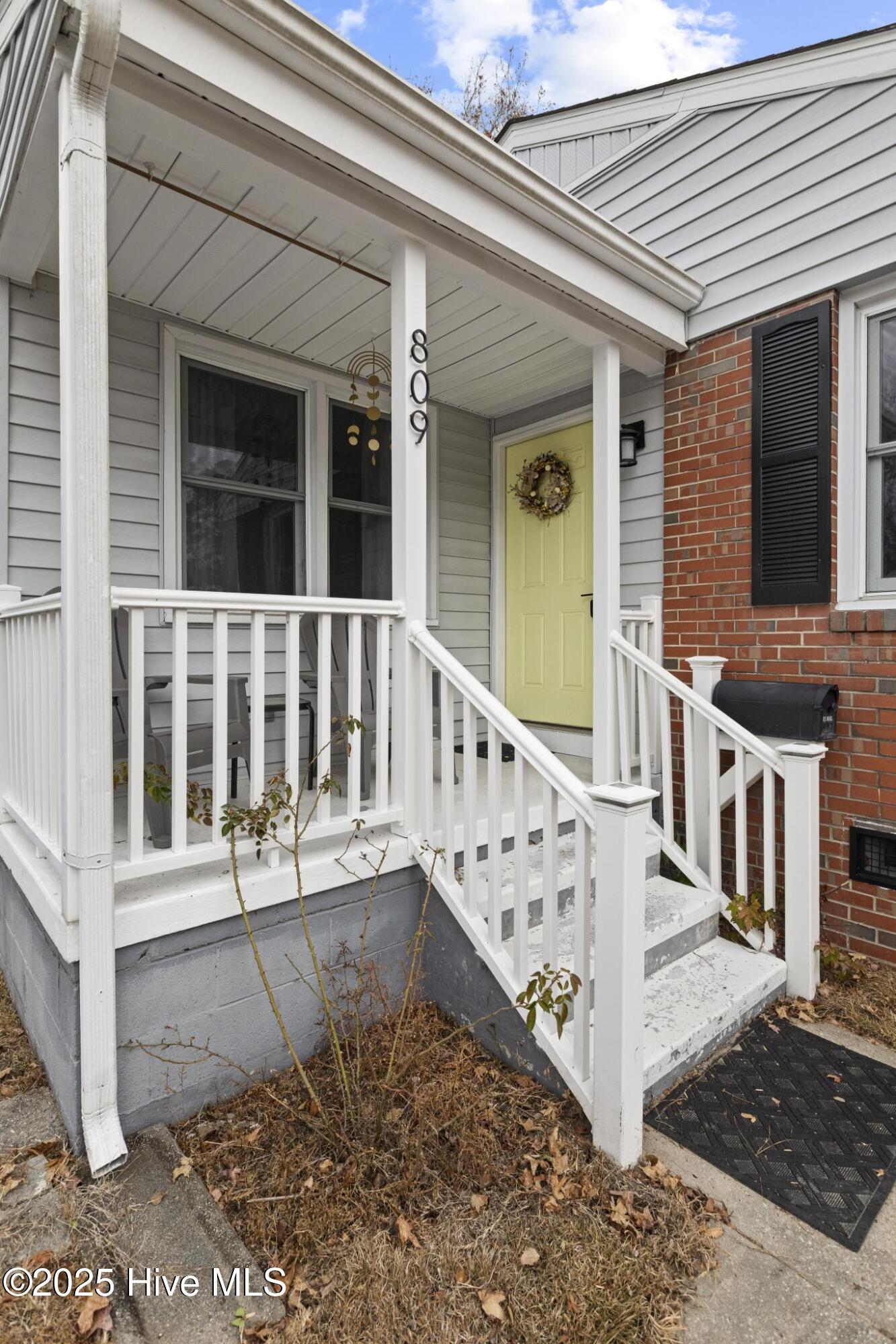 809 Barn Street Jacksonville, NC 28540 - Photo 4 of 33 425A8726